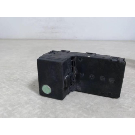 Porte fusible PEUGEOT 309 PHASE 1 d’occasion