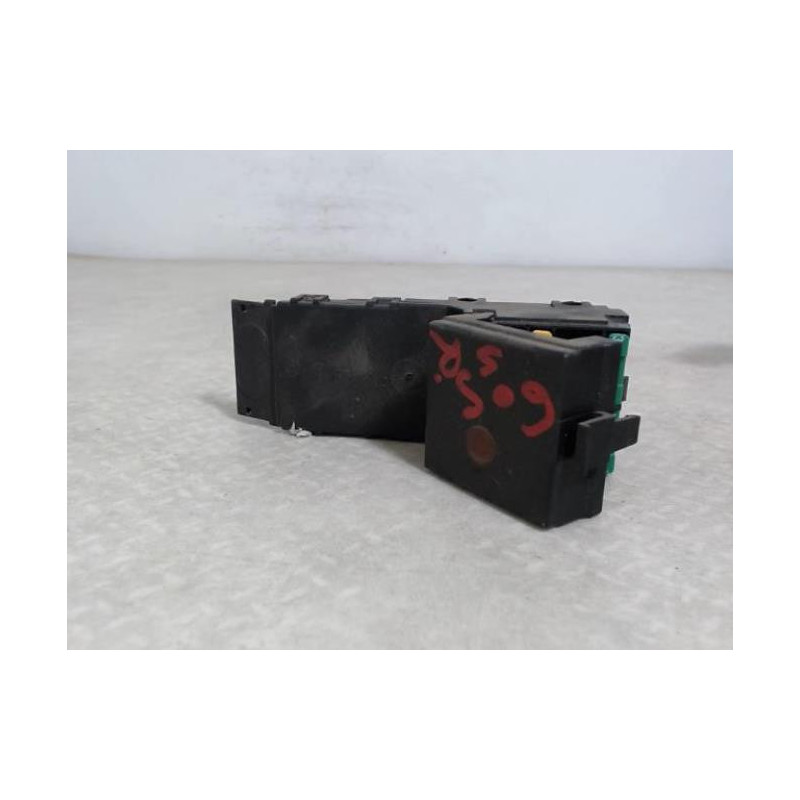 Porte fusible PEUGEOT 605 PHASE 2 d’occasion