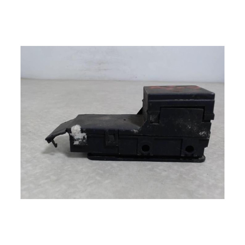 Porte fusible PEUGEOT 605 PHASE 2 d’occasion