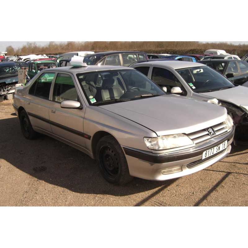 Porte fusible PEUGEOT 605 PHASE 2 d’occasion