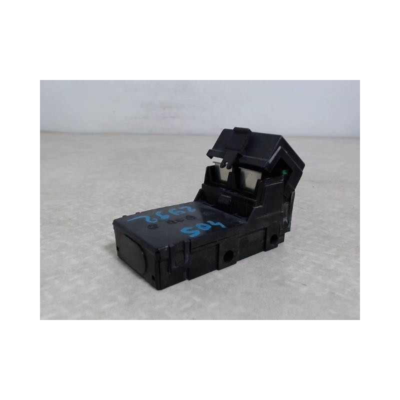 Porte fusible PEUGEOT 405 PHASE 1 d’occasion