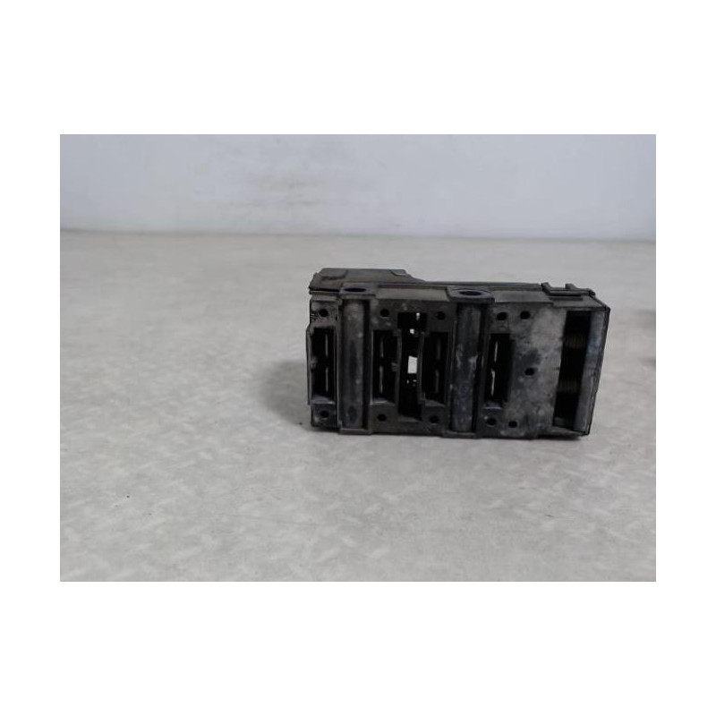 Porte fusible PEUGEOT 405 PHASE 1 d’occasion
