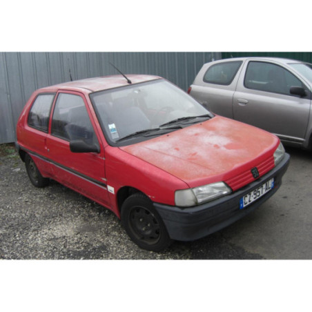 Porte fusible PEUGEOT 106 PHASE 1 d’occasion