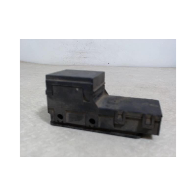 Porte fusible PEUGEOT 205 PHASE 1 d’occasion