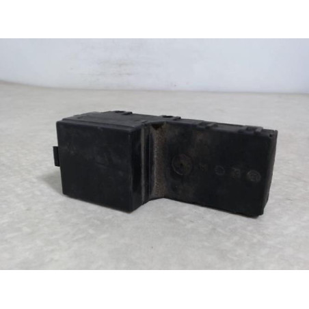 Porte fusible PEUGEOT 205 PHASE 1 d’occasion