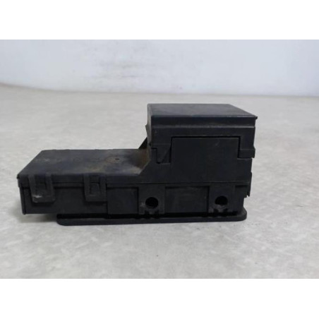 Porte fusible PEUGEOT 205 PHASE 1 d’occasion