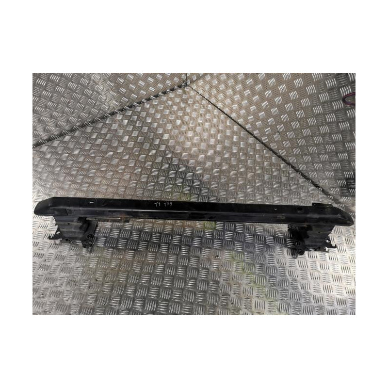 Renfort pare choc avant (traverse) PEUGEOT 307 PHASE 1 d’occasion