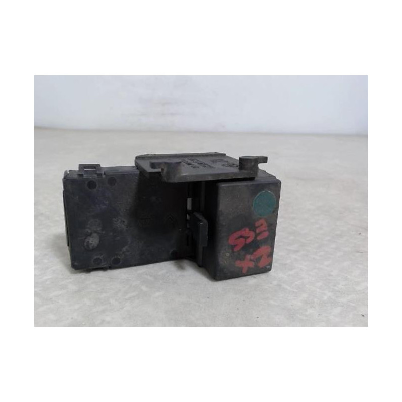 Porte fusible CITROEN ZX PHASE 1 d’occasion