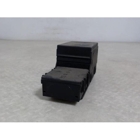 Porte fusible PEUGEOT 306 PHASE 2 d’occasion