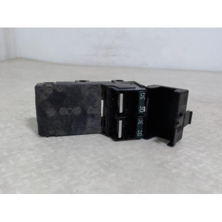 Porte fusible PEUGEOT 405 PHASE 1 d’occasion