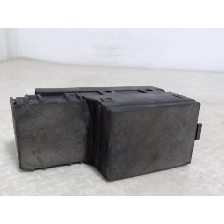 Porte fusible PEUGEOT 106 PHASE 2 d’occasion