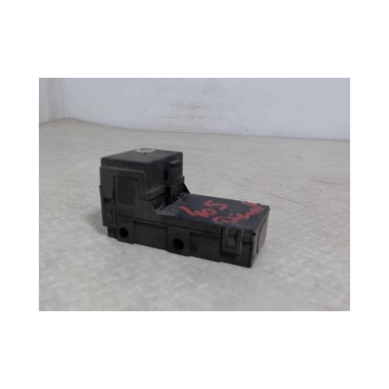 Porte fusible PEUGEOT 405 PHASE 1 d’occasion