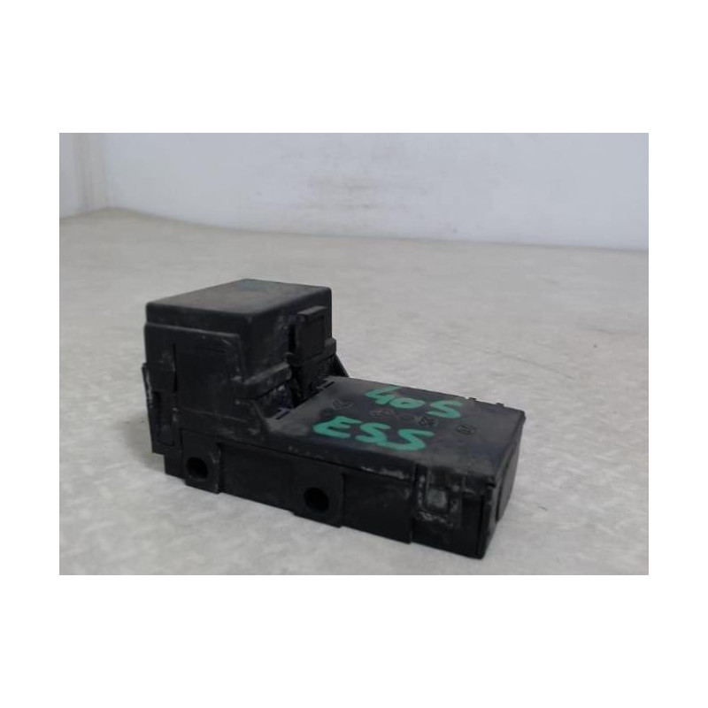 Porte fusible PEUGEOT 405 PHASE 1 d’occasion
