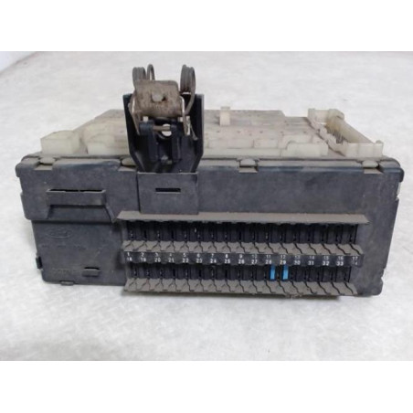 Porte fusible FORD ESCORT 6 d’occasion