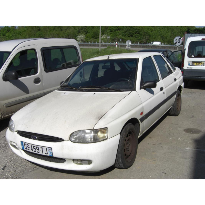 Porte fusible FORD ESCORT 6 d’occasion