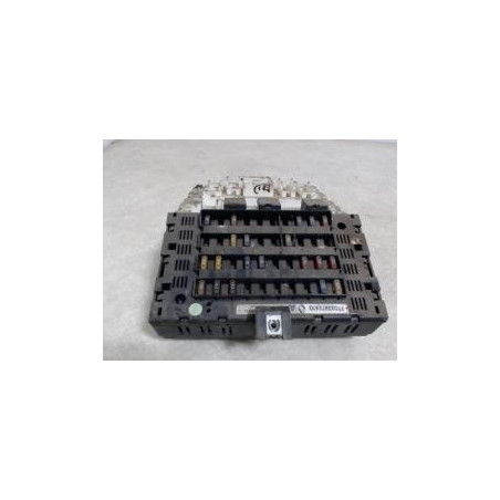 Porte fusible RENAULT MEGANE 1 PHASE 1 d’occasion