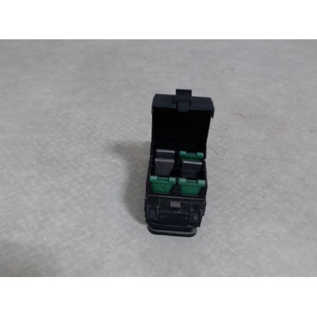 Porte fusible PEUGEOT 405 PHASE 1 d’occasion