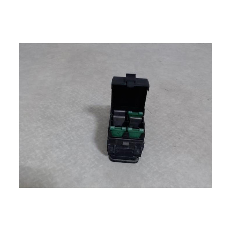 Porte fusible PEUGEOT 405 PHASE 1 d’occasion