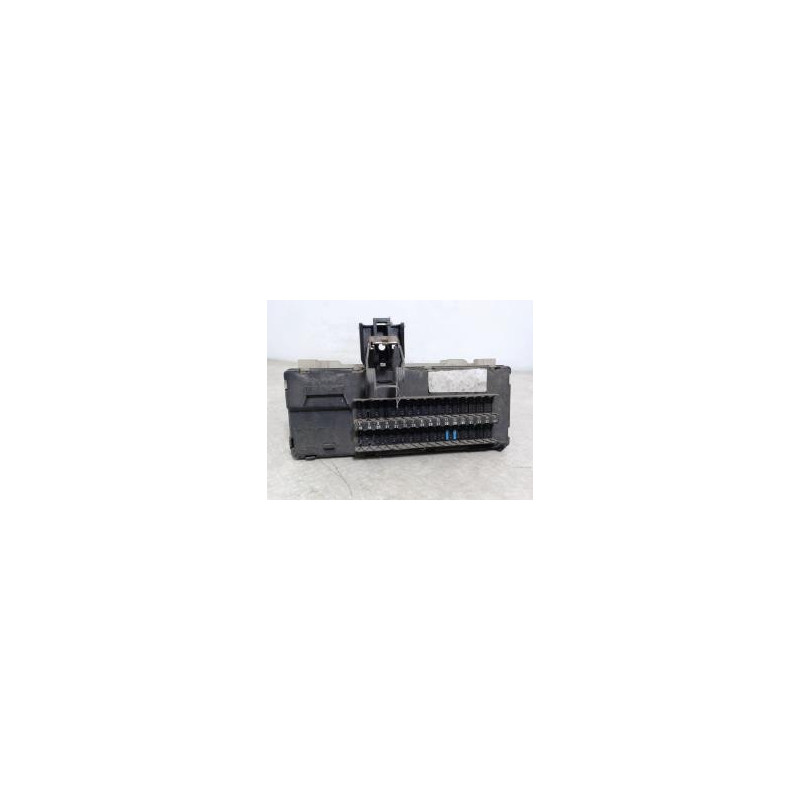 Porte fusible FORD ESCORT 6 BREAK d’occasion