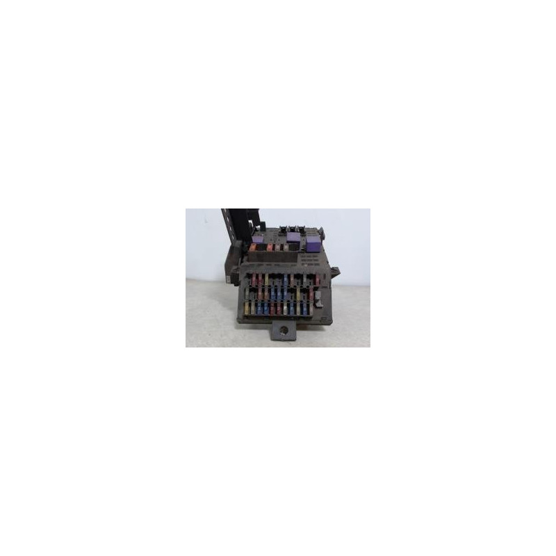 Porte fusible RENAULT LAGUNA 1 PHASE 2 d’occasion
