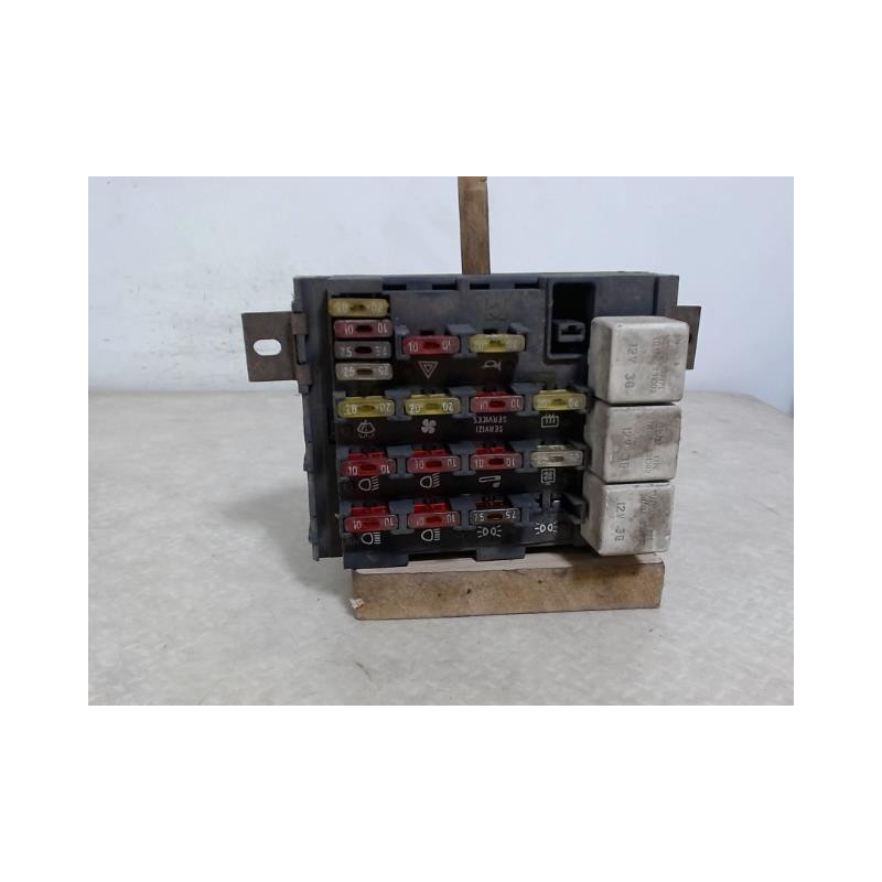 Porte fusible FIAT  d’occasion