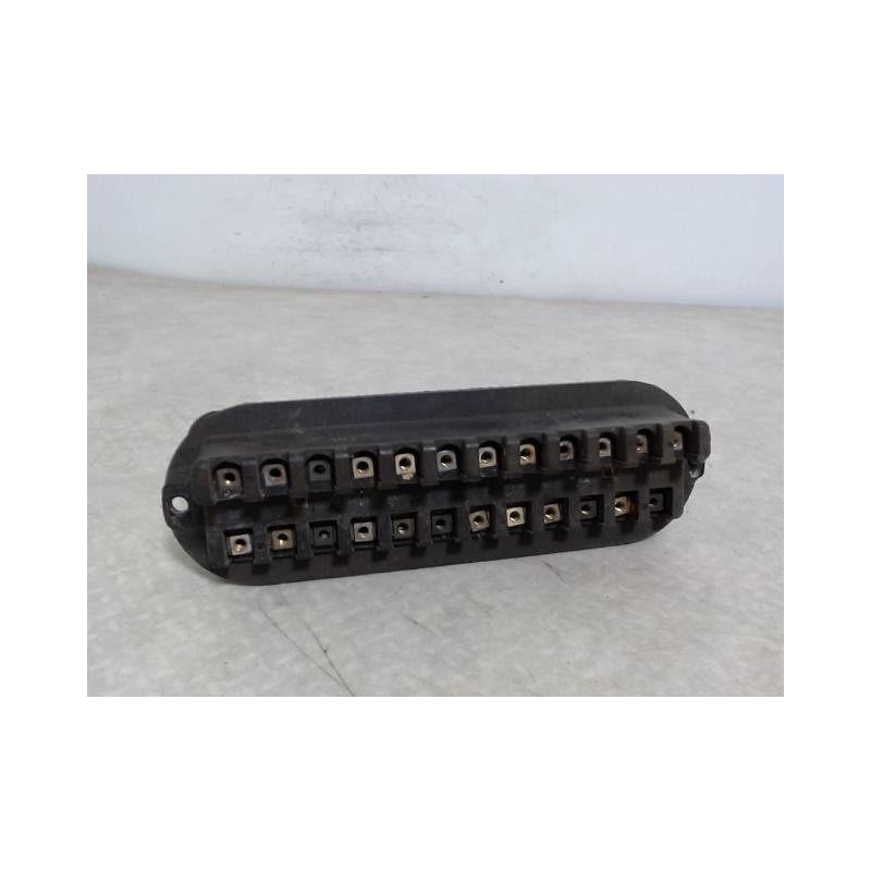 Porte fusible MERCEDES  d’occasion