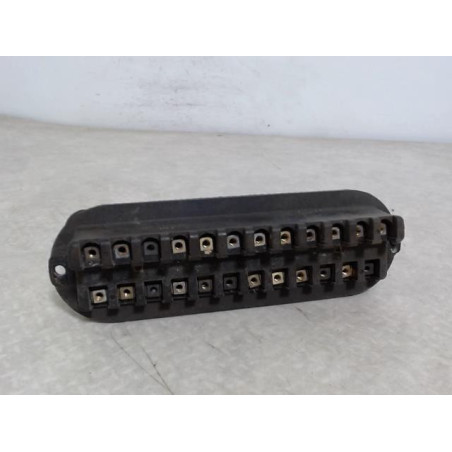 Porte fusible MERCEDES  d’occasion