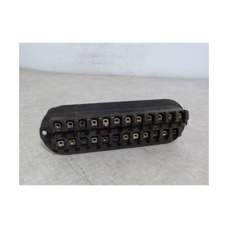 Porte fusible MERCEDES  d’occasion