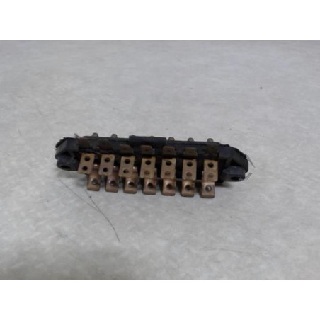 Porte fusible FORD  d’occasion
