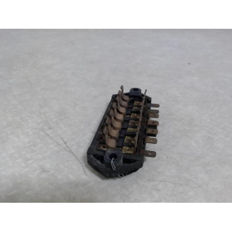Porte fusible FORD  d’occasion