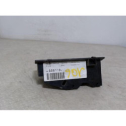 Porte fusible PEUGEOT 106 PHASE 1 d’occasion