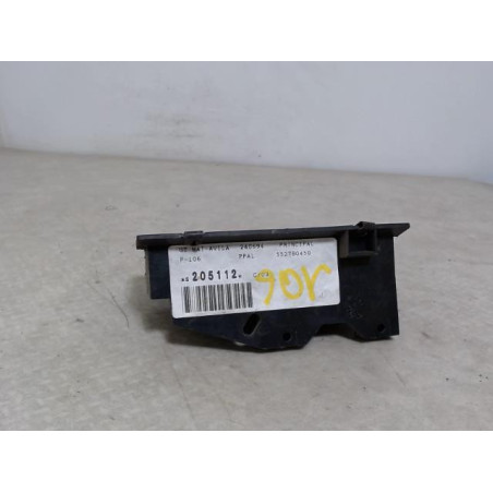 Porte fusible PEUGEOT 106 PHASE 1 d’occasion