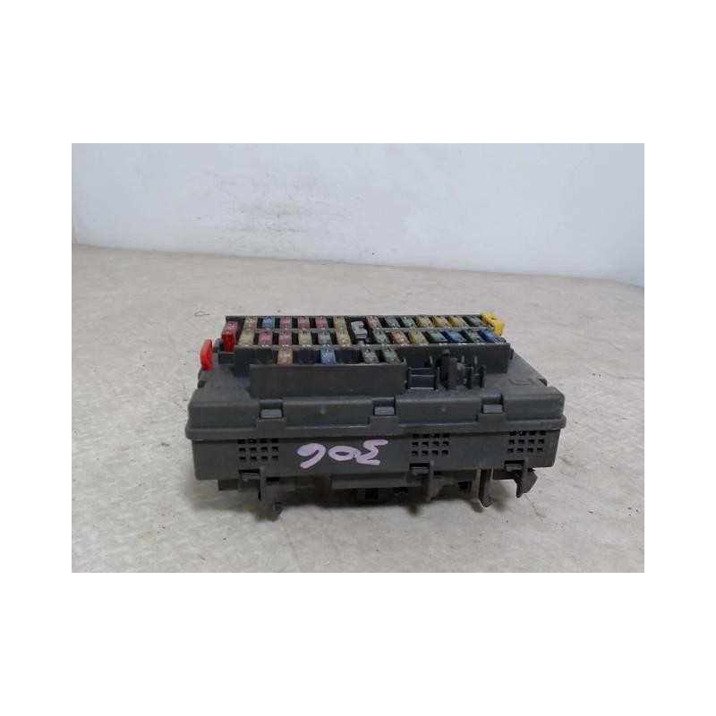 Porte fusible PEUGEOT 306 PHASE 2 d’occasion