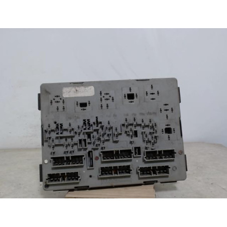 Porte fusible PEUGEOT 405 PHASE 1 d’occasion