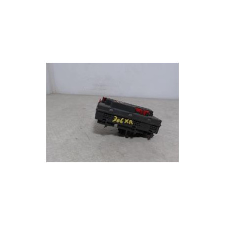 Porte fusible PEUGEOT 306 PHASE 2 d’occasion