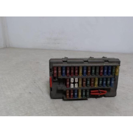 Porte fusible PEUGEOT 306 PHASE 2 d’occasion