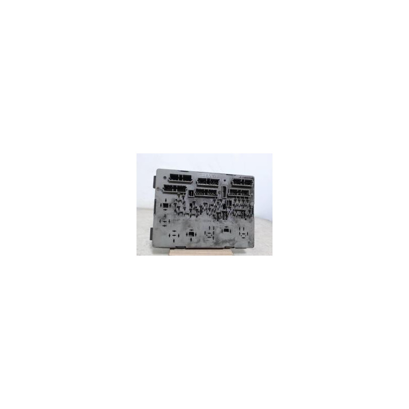 Porte fusible PEUGEOT 405 PHASE 1 d’occasion