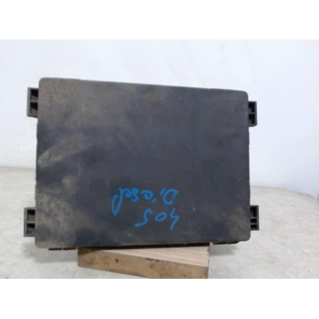 Porte fusible PEUGEOT 405 PHASE 1 d’occasion