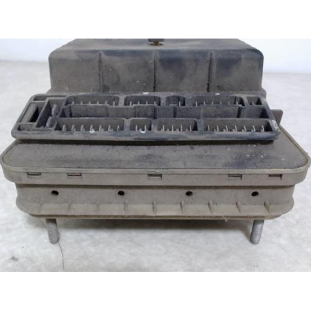 Porte fusible PEUGEOT 305 PHASE 2 d’occasion