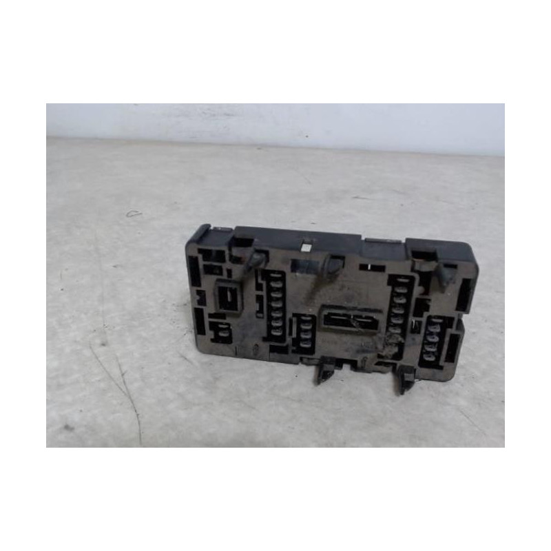 Porte fusible CITROEN 1.5 D 60 8V d’occasion