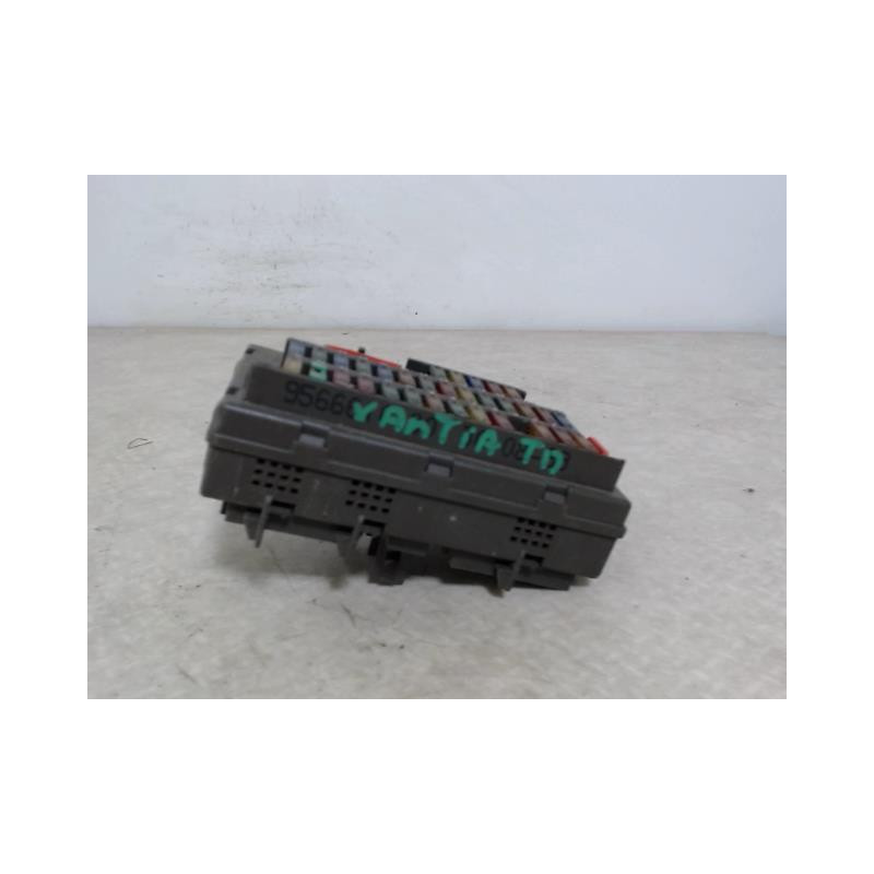 Porte fusible CITROEN XANTIA PHASE 1 d’occasion