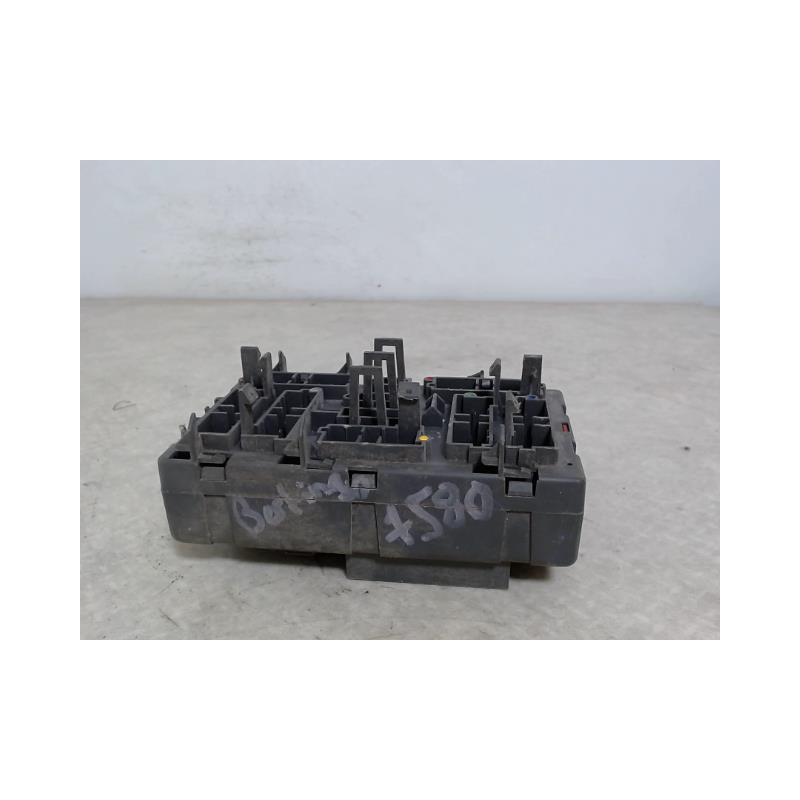 Porte fusible CITROEN BERLINGO 1 PHASE 1 d’occasion