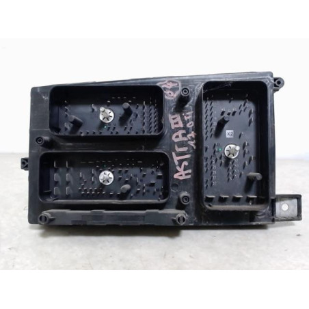 Porte fusible OPEL ASTRA G d’occasion