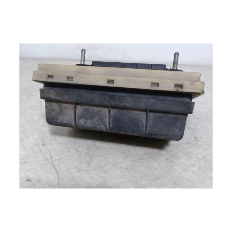 Porte fusible PEUGEOT 305 PHASE 2 d’occasion