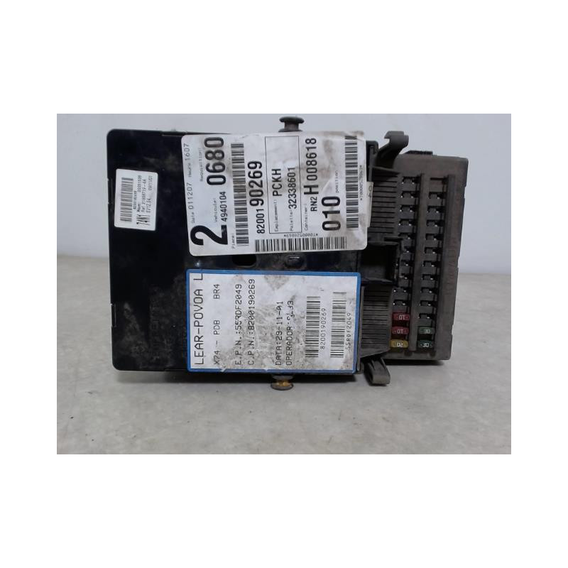 Porte fusible RENAULT LAGUNA 2 PHASE 1 d’occasion