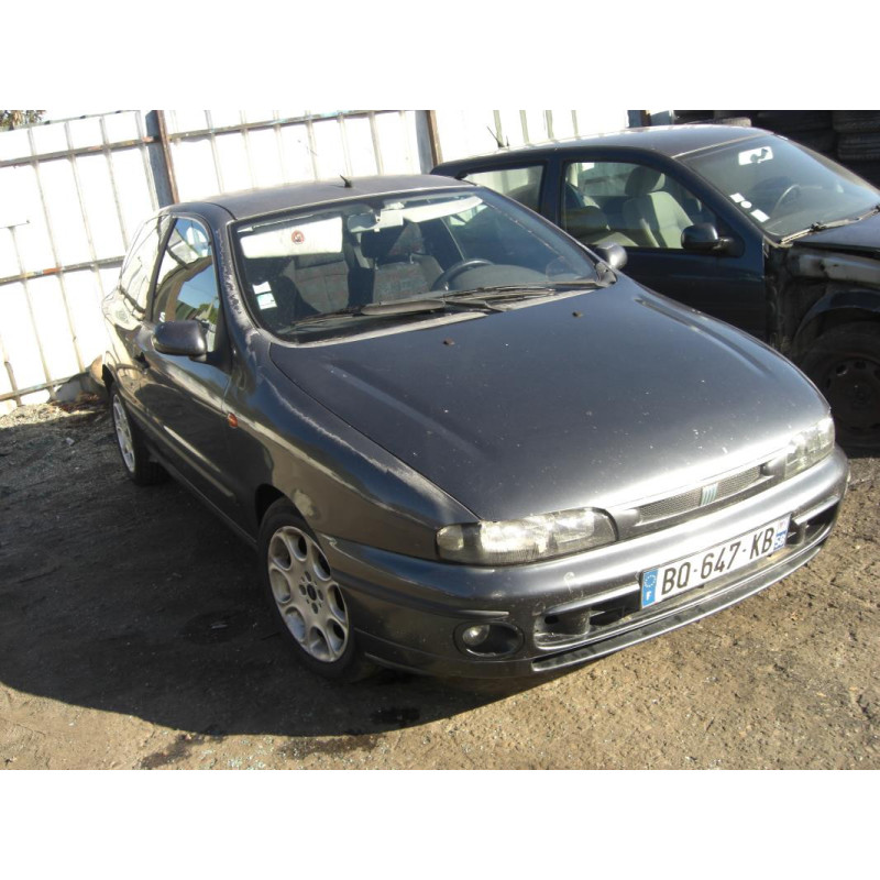 Porte fusible FIAT BRAVO 1 d’occasion