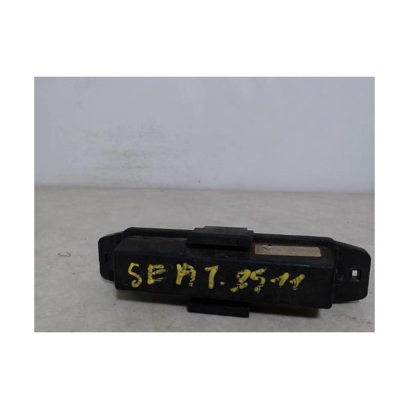 Porte fusible SEAT  d’occasion