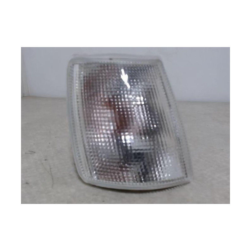 Optique avant secondaire droit (feux)(clignotant) SEAT  d’occasion