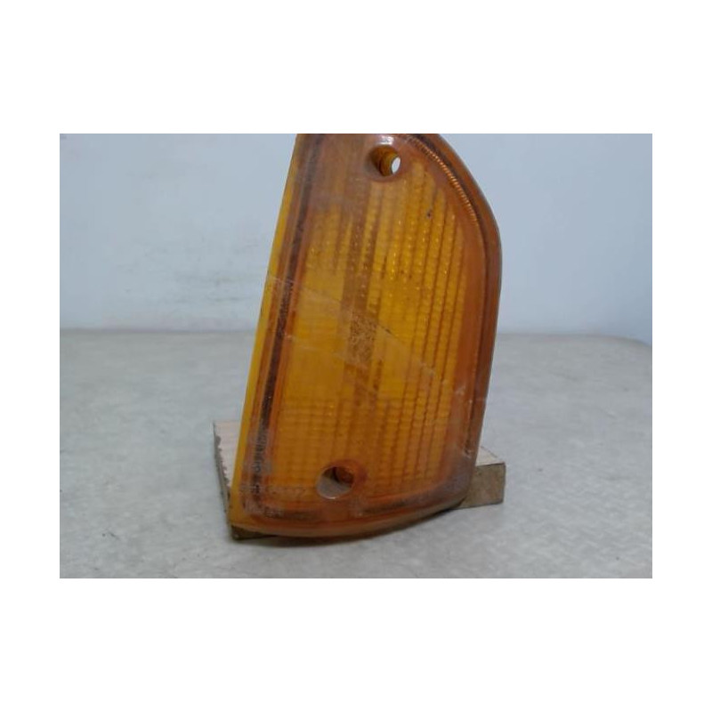 Repetiteur clignotant avant gauche (Feux) LANCIA BERLINA d’occasion