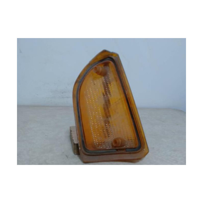 Repetiteur clignotant avant gauche (Feux) LANCIA BERLINA d’occasion
